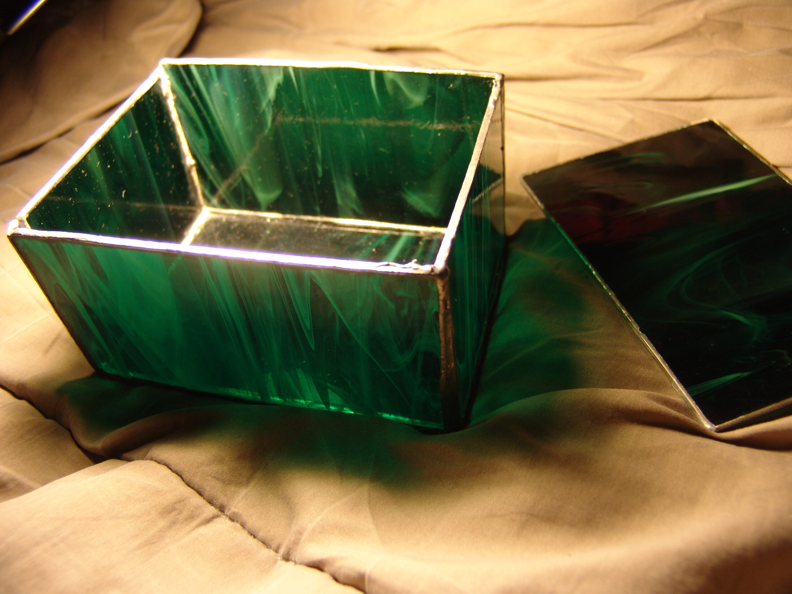 Active Green Stained Glass Dybbuk Box - Image 4